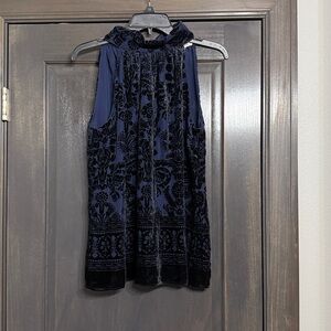 Max‎ Studio NWT Midnight Blue w/ Black Velvet Devore Tie Neck Top Small